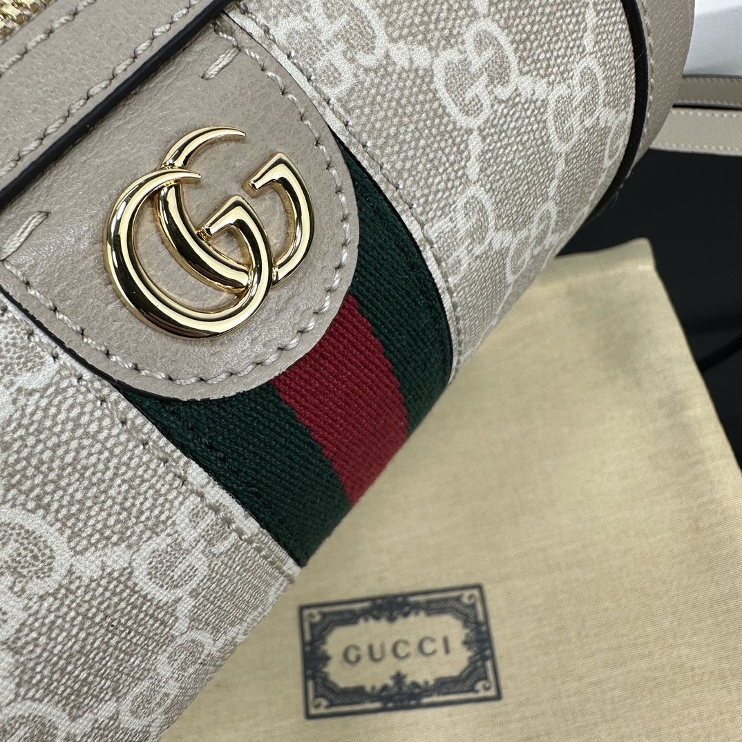 Gucci Round Bags